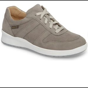 ✨ Last Chance ✨$195 Mephisto Rebeca Perforated light grey